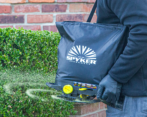 Spyker BCS25 Pro-Series Handheld Spreader