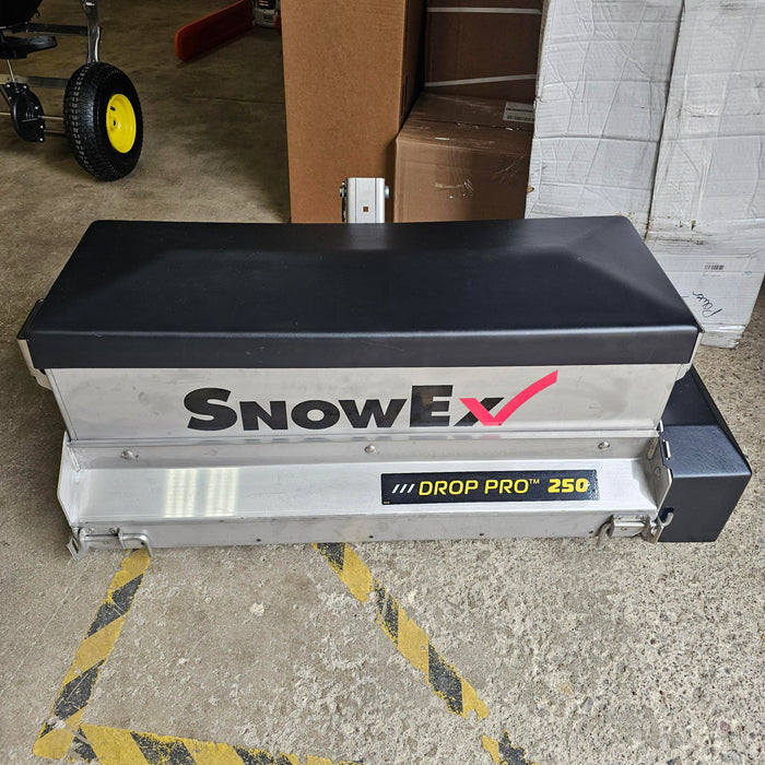 SnowEx Drop Pro 250 Stainless Steel Spreader 2.5 Cu Ft 87535 OUT OF BOX