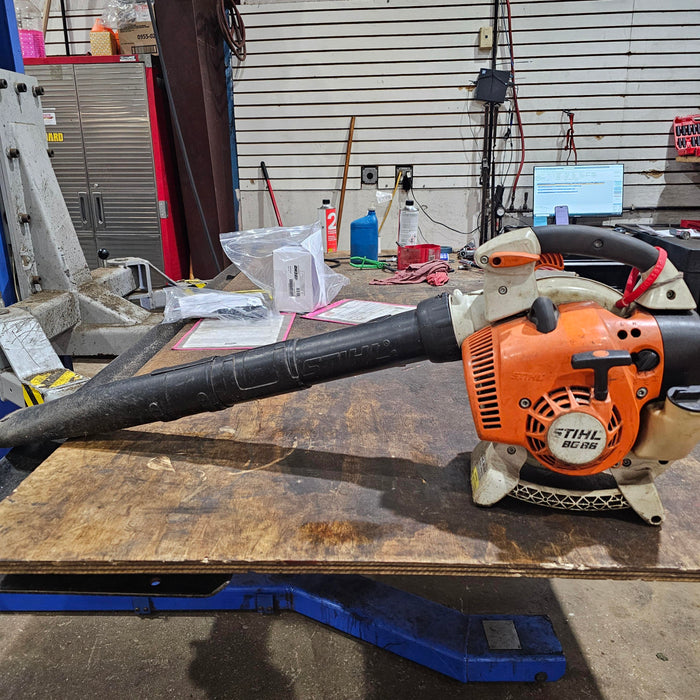 USED STIHL BG 86 Handheld Gas Blower 27.2cc Professional Leaf Blower 34919