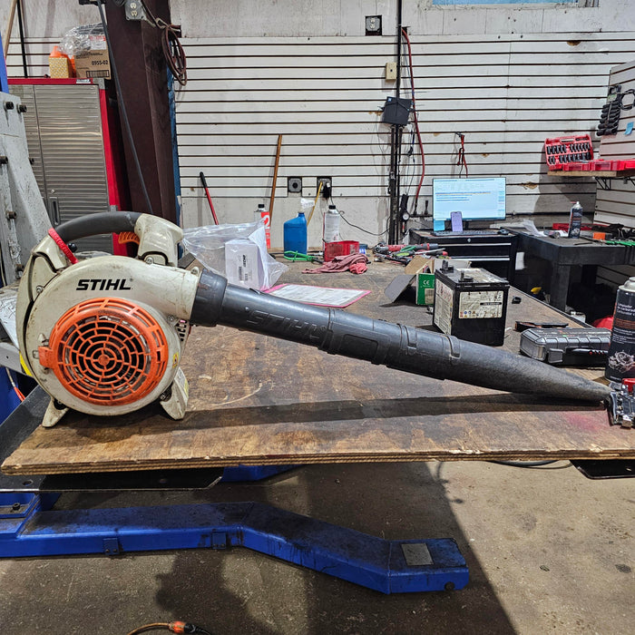 USED STIHL BG 86 Handheld Gas Blower 27.2cc Professional Leaf Blower 34919