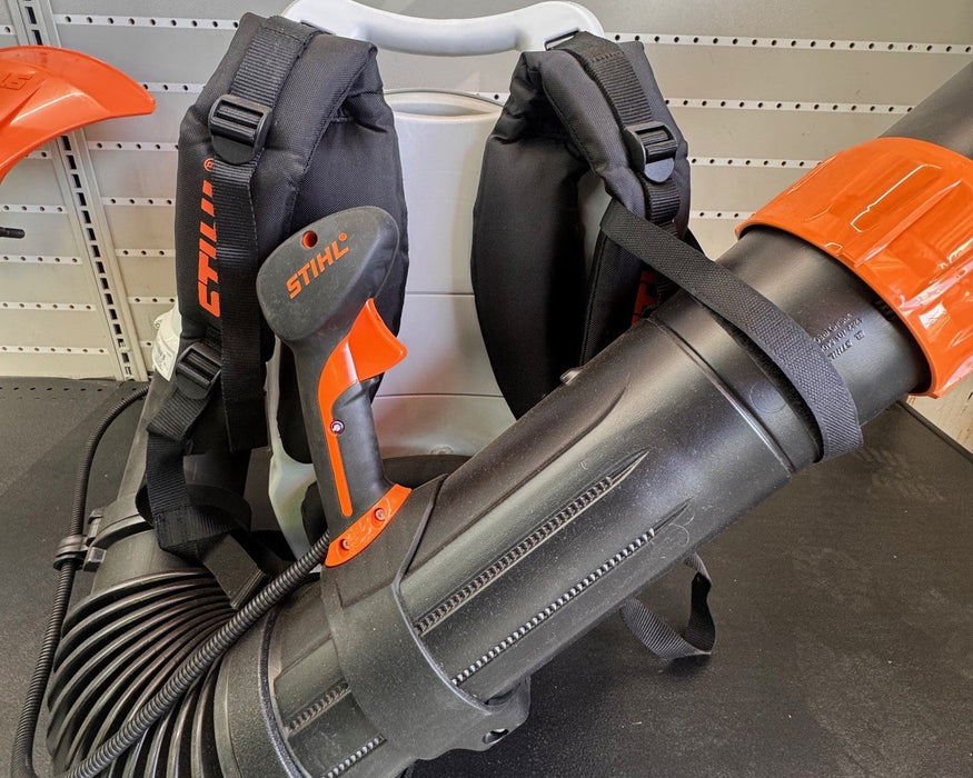 Stihl 4282-011-1638-US BR 700 Z Blower, Back Backpack Blower CLOSEOUT