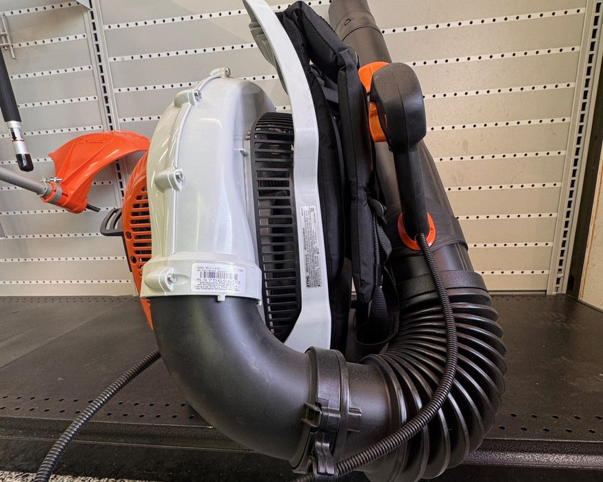 Stihl 4282-011-1638-US BR 700 Z Blower, Back Backpack Blower CLOSEOUT
