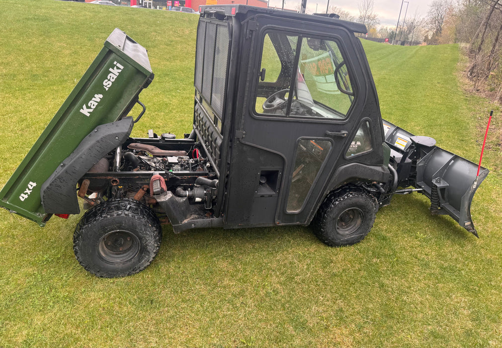 USED UTV Mule 4010 4x4 8598 - Green w/ SnowEx V-Plow