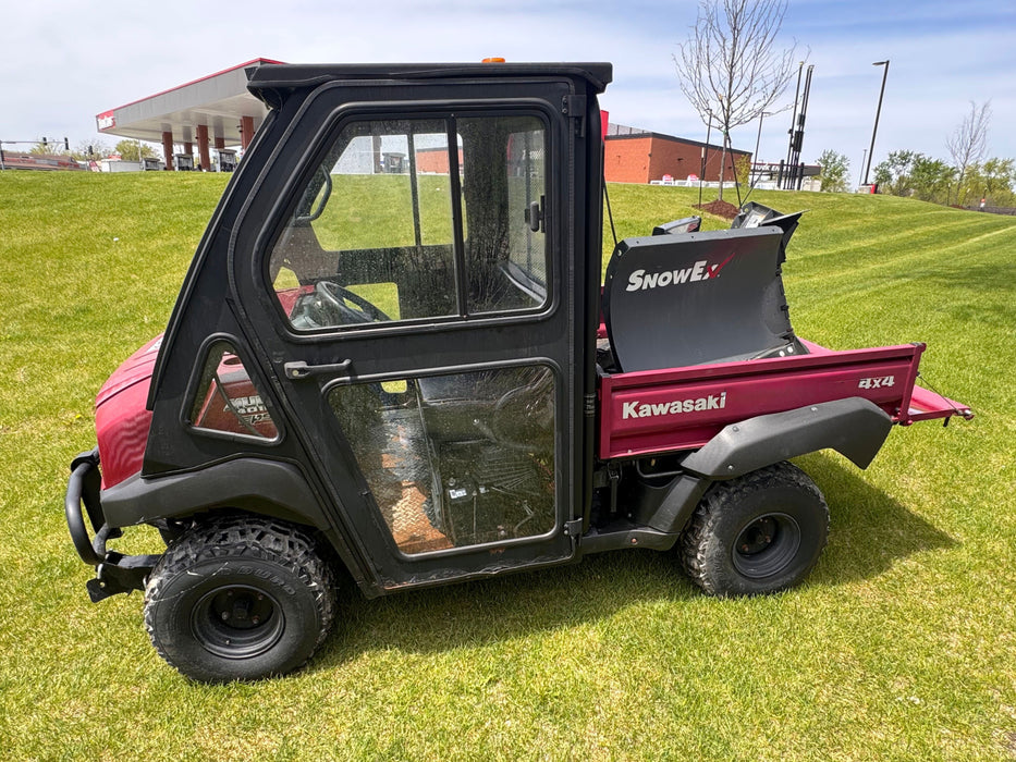 USED UTV Mule 4010 4x4 8553 - Red w/ SnowEx V-Plow