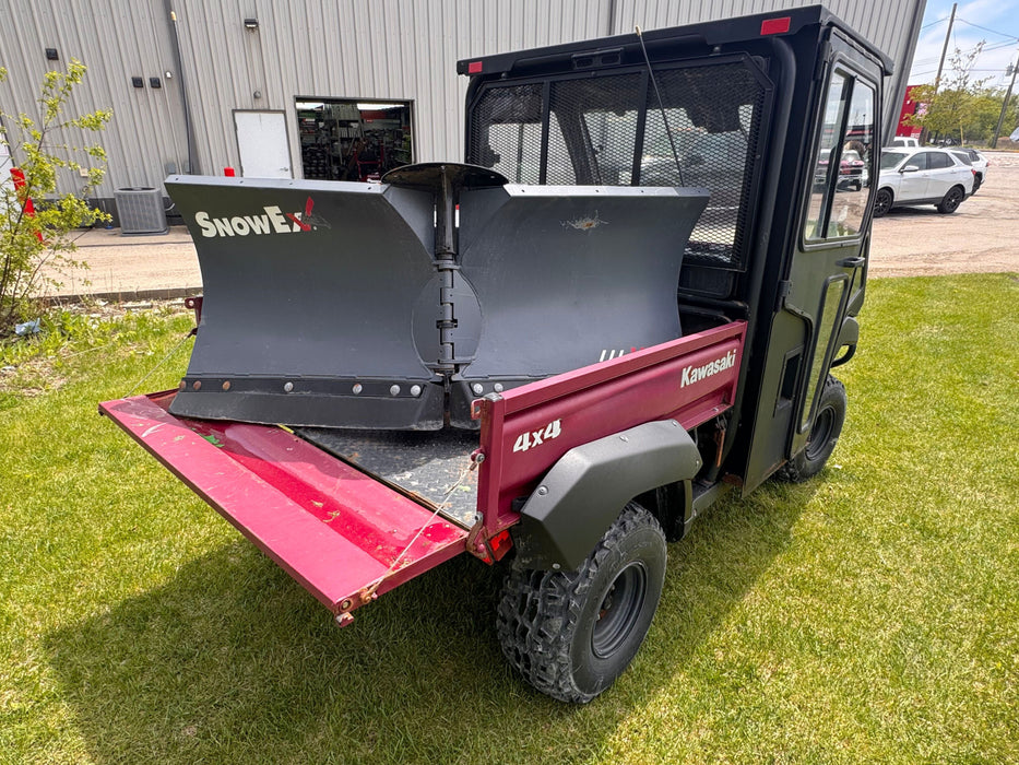 USED UTV Mule 4010 4x4 6133 - Red w/ SnowEx  V-Plow
