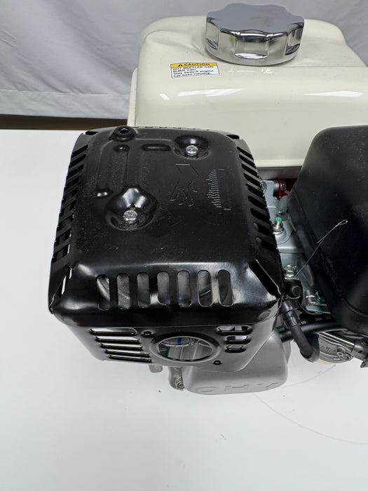 Honda GX200-QX2 Engine 3/4" x 2-7/16" Shaft Horizontal Recoil 5.8 HP (49 State, No California) SCRATCH N DENT